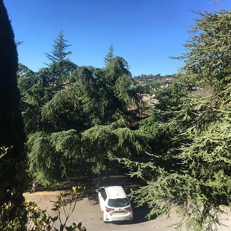 Studio Garriguette, Parking Gratuit, Ascenseur, 2 Personnes, Lit 2 Places * Gréoux-les-Bains