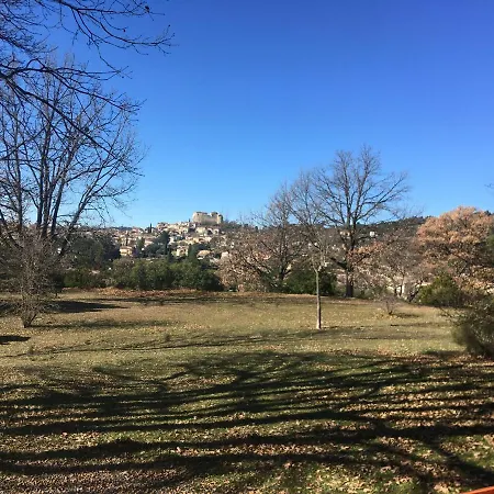 Studio Garriguette, Parking Gratuit, Ascenseur, 2 Personnes, Lit 2 Places *