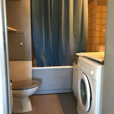 Appartement Studio Garriguette, Parking Gratuit, Ascenseur, 2 Personnes, Lit 2 Places
